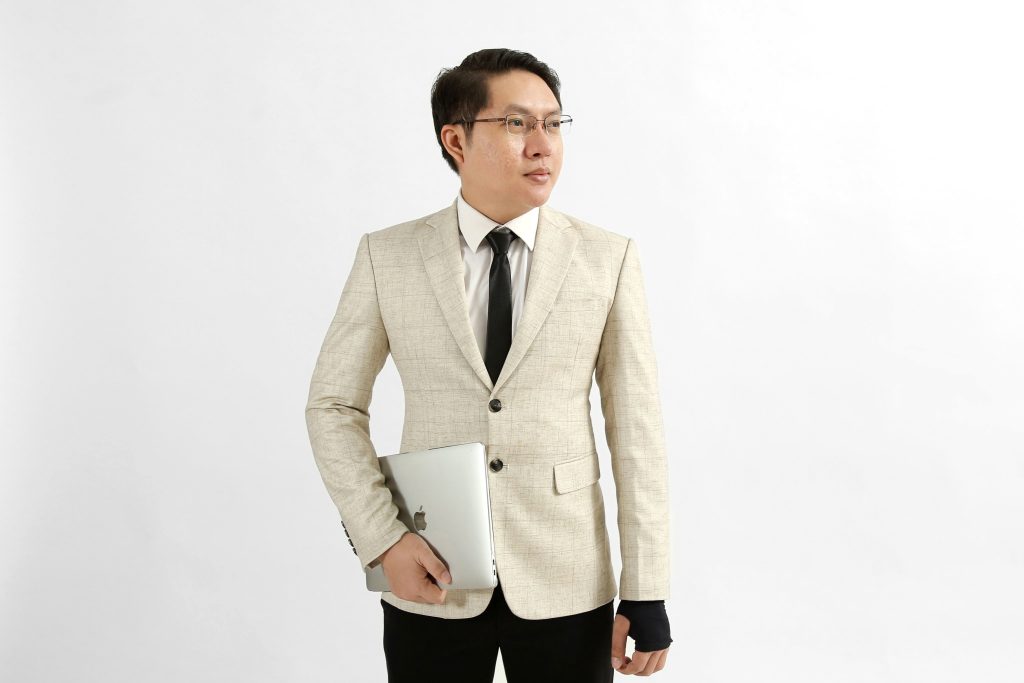 Vương Khánh Điền Tân
