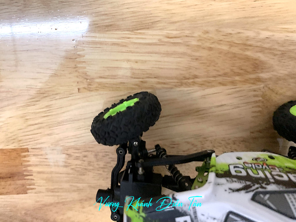 xe điều khiển từ xa