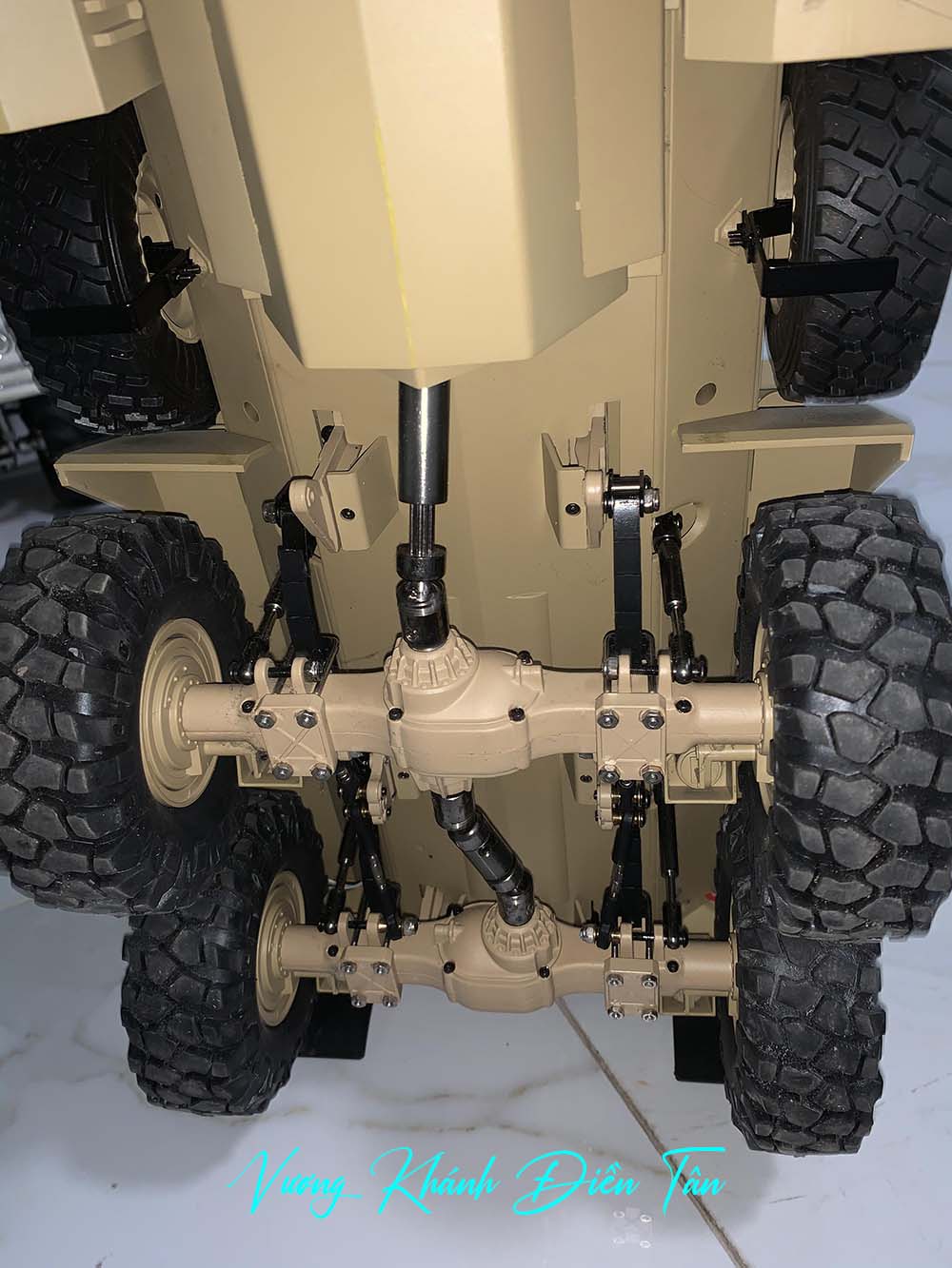 xe điều khiển từ xa